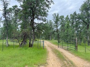 2 Two Feathers Rd, Cottonwood, CA 96022