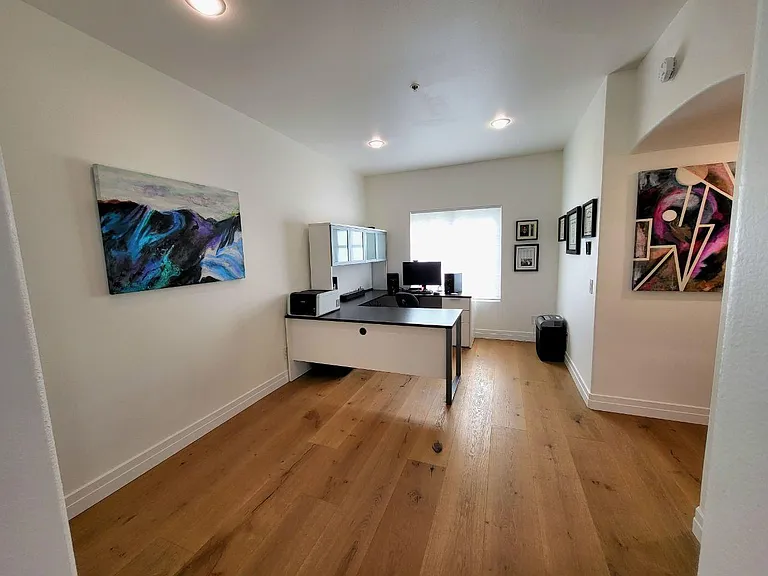 851 N San Vicente Blvd #117 — Photo 11