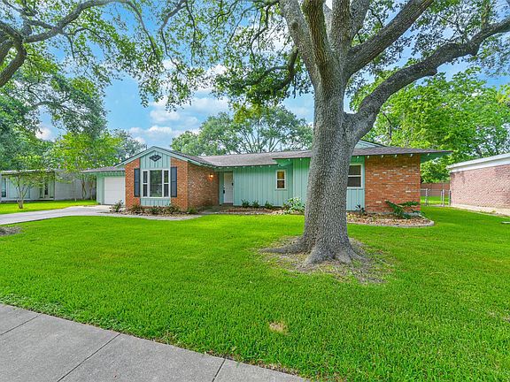 2nd image of 10251 Old Orchard Rd