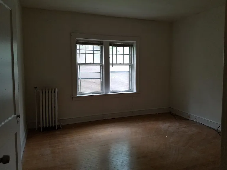 2528 N Maryland Ave — Photo 25