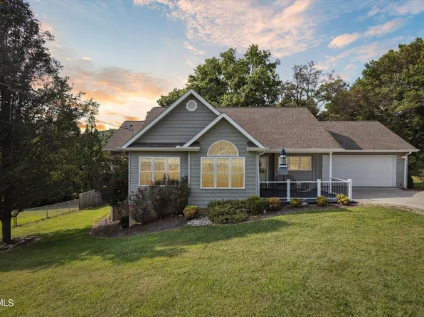 100 Parker Dr, Elizabethton, TN 37643