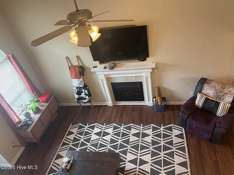 950 Arbor Springs Cir — Photo 16