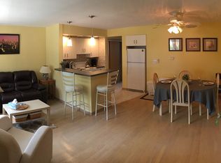 845 Busse Hwy APT 206, Park Ridge, IL 60068