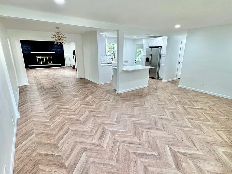 1115 Edgewood Ave — Photo 3