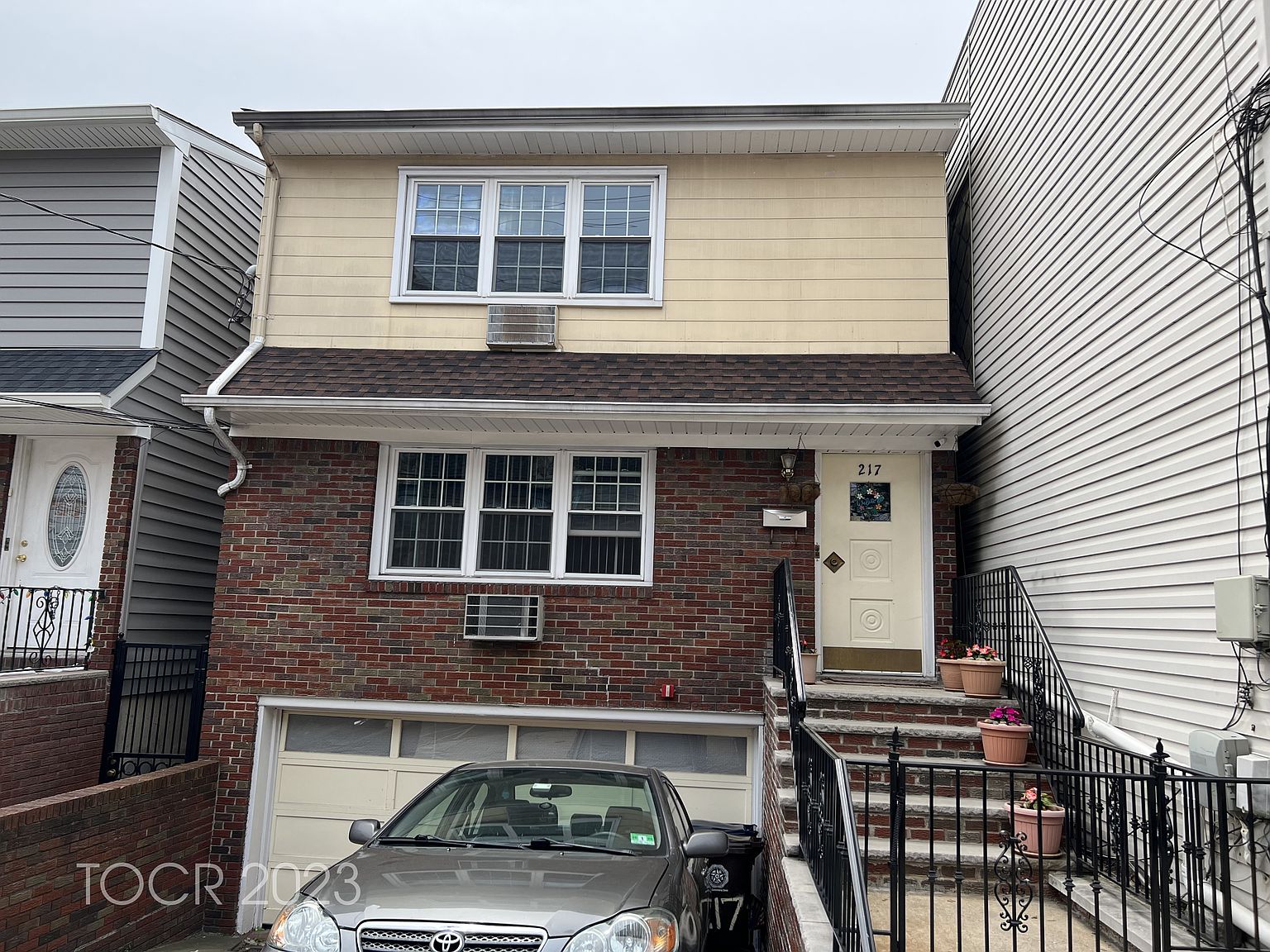 217 70th St 2, Guttenberg, NJ 07093 Zillow