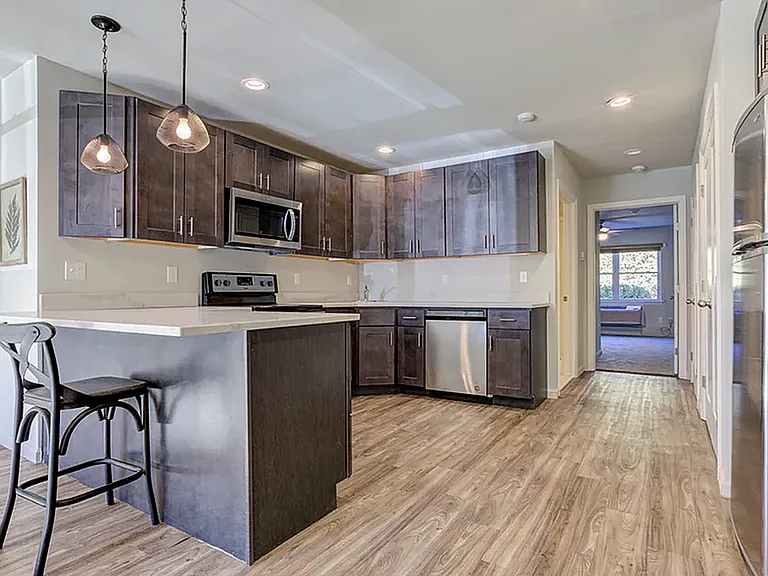 Zen Long Island at Copiague Apartment Homes — Photo 2