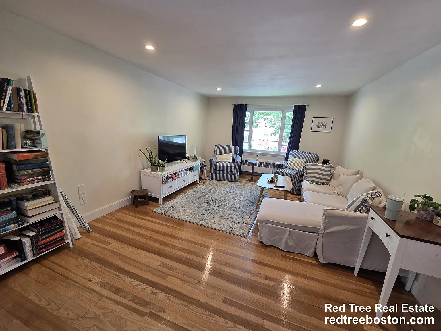 2 bed, 1200 sqft, $3,200 — Photo 2