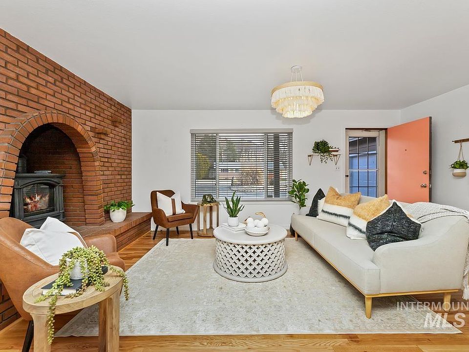 4701 N Collister Dr, Boise, ID 83703 Zillow