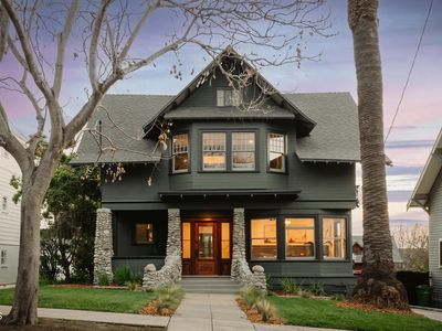 915 W Kensington Rd, Los Angeles, CA, 90026