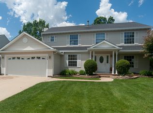 106 Bittersweet Ln, Streamwood, IL 60107