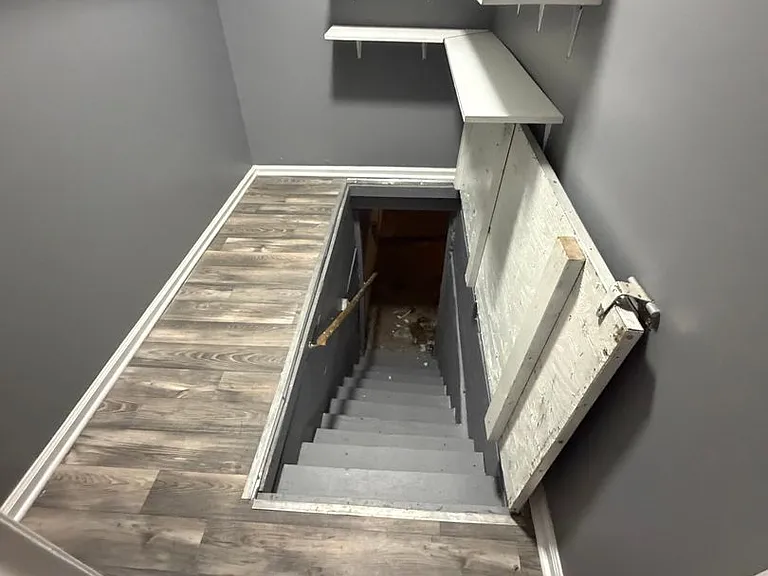 1301 Lillian Ave — Photo 13