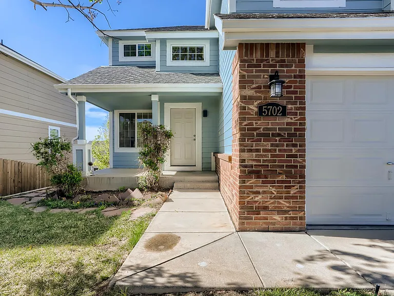 5702 Blue Mountain Cir — Photo 3