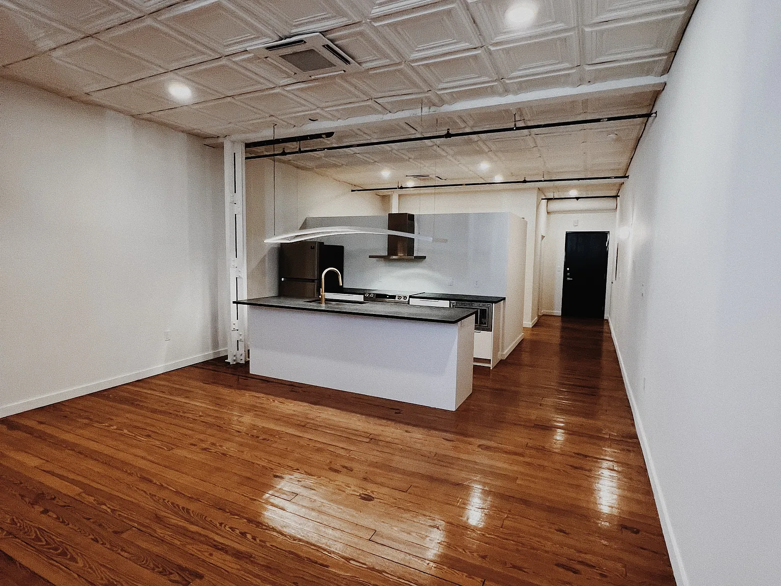 Stratton Building — Photo 2