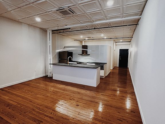 2nd image of 800 Austin Ave APT 305