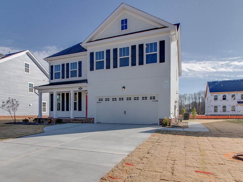 1st image of 2912 Bluegrass Ln