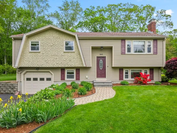 282 Old Post Rd, North Attleboro, MA 02760