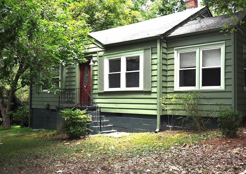 1st image of 797 East Ave