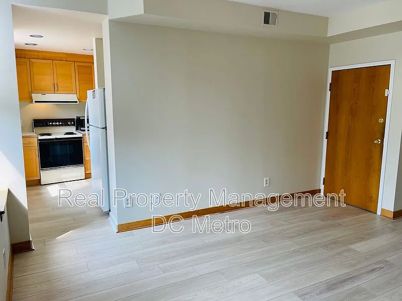 1 bed, 1.0 bath, 567 sqft, $2,350 — Photo 4
