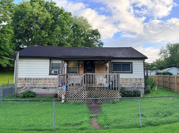 166 Warden St, Beckley, WV 25801