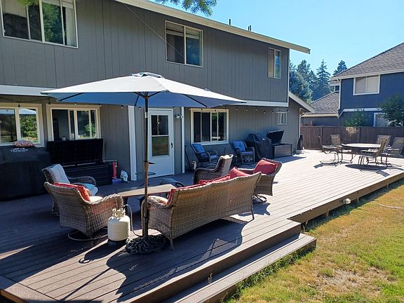 3rd image of 9105 81st St SW