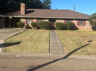 713 Hart Dr, Greenville, MS 38703