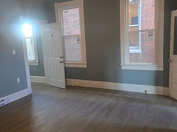3rd image of 254 Columbia St #2