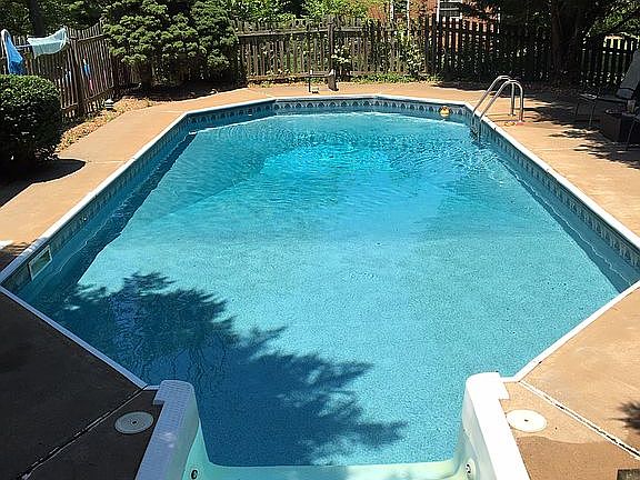 2nd image of 351 Willow Lawn Dr