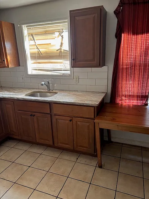 513 Kohn Street - 1 — Photo 4