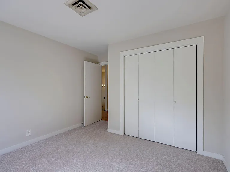 150 Spring Valley Rd #B — Photo 16