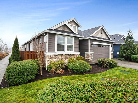 3rd image of 3302 Okanogan Court SE