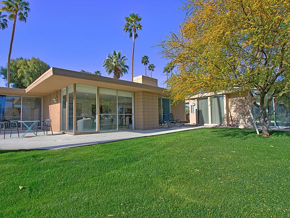 4th image of 42320 Baracoa Dr APT 9