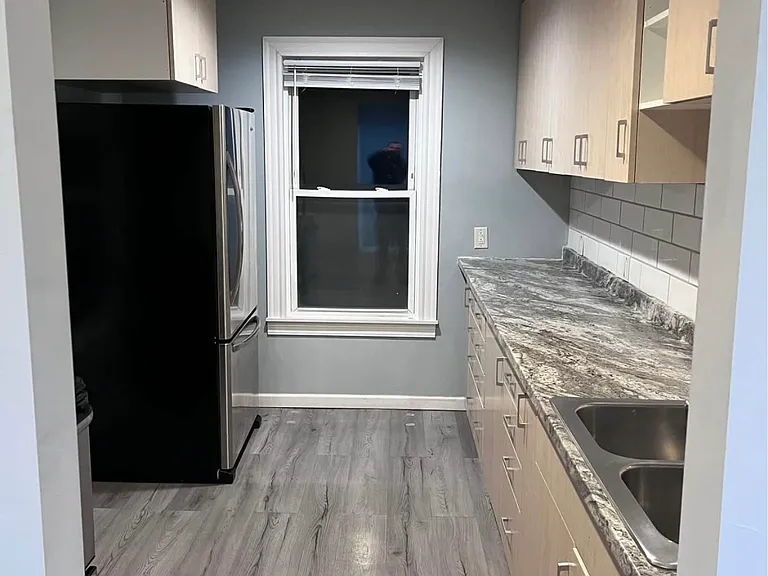 361 Old River Rd #2 — Photo 6
