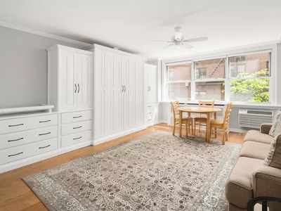 315 E 70th St APT 2C, Manhattan, NY, 10021