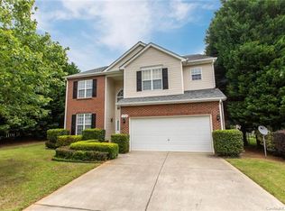 16124 Falling Meadows Ln, Charlotte, NC 28273