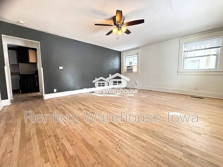 1171 21st St #1 — Photo 2