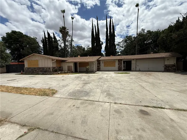 1810 Rivera St, Riverside, CA 92501