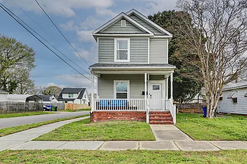 2700 Myrtle Ave Photo 1