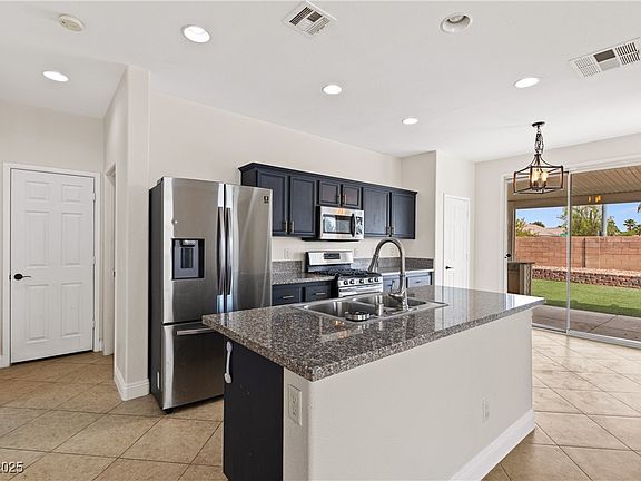 3rd image of 9630 Tuscola Ct