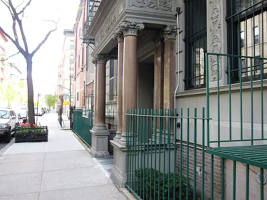 Sold by Harlem Lofts | media 14