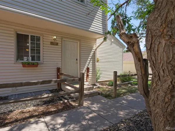 4242 S Mobile Circle #A, Aurora, CO 80013