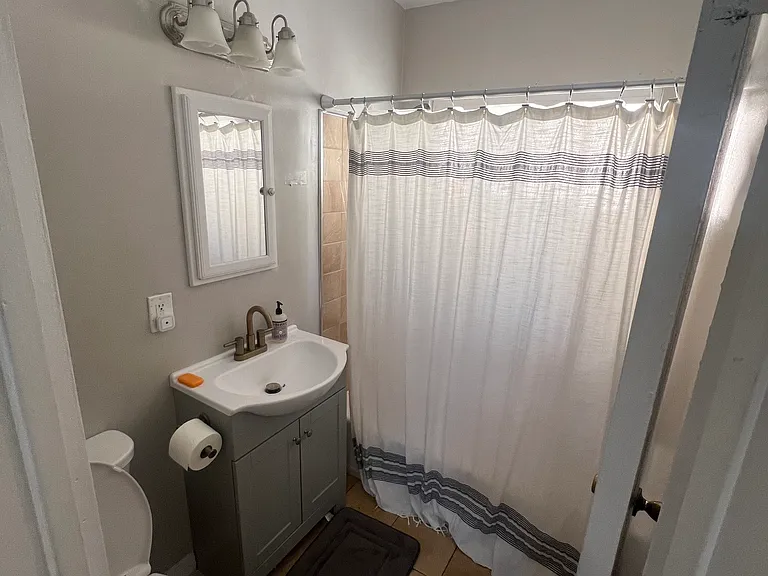 20802 Halldale Ave #1 — Photo 8