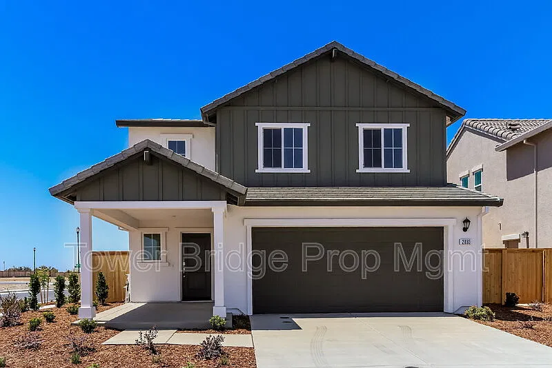 5 bed, 3.0 bath, 1874 sqft, $3,250 — Photo 1
