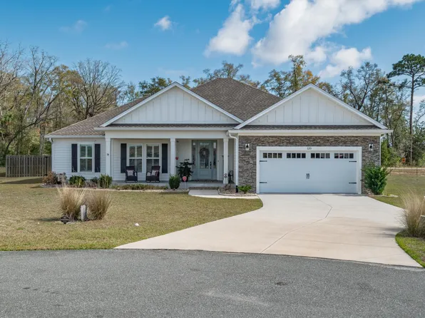 120 London Cir, Crawfordville, FL 32327