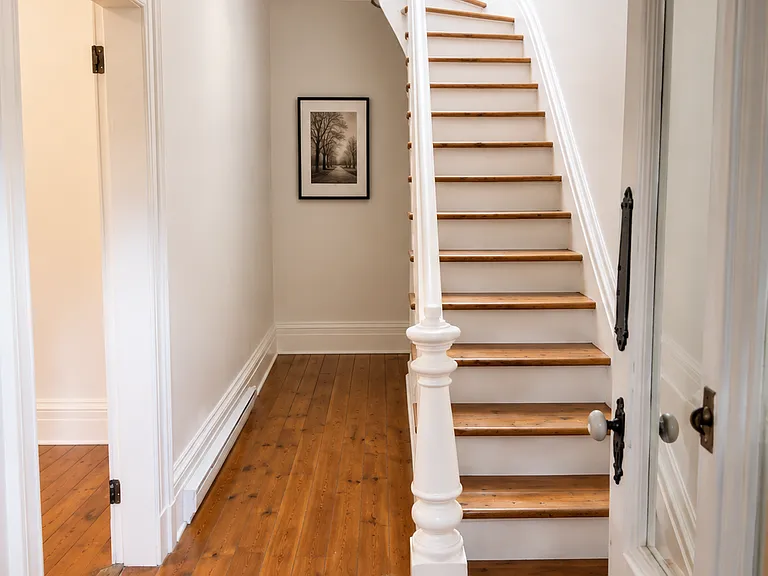 2427 Agricola St — Photo 4