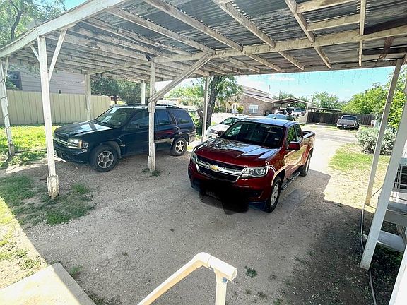 5th image of 2901 Abilene St