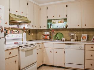 12 Candlewood Ln APT 1-6, Dennis Port, MA 02639