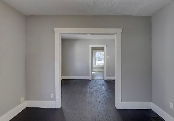 4th image of 1739 E Johns Ave