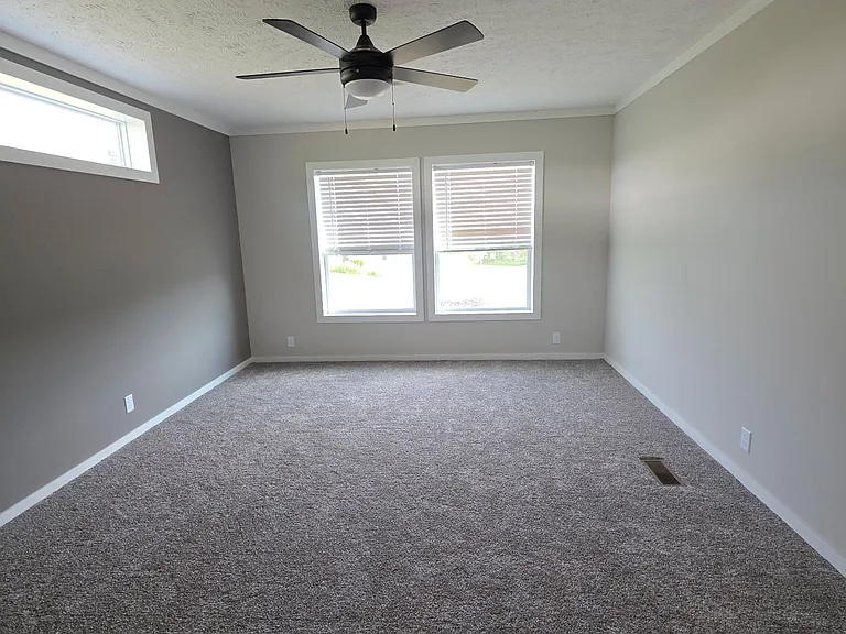 209 W Lake St — Photo 19