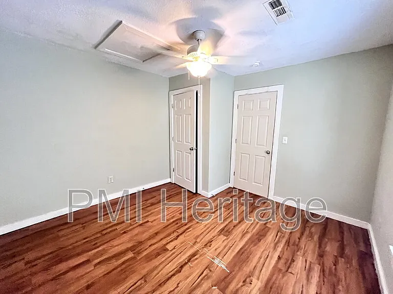 103 W Martin Luther King Jr Blvd #3 — Photo 8