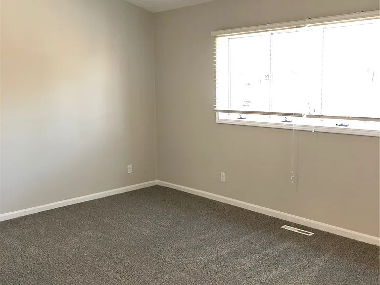 359 Lakefront Blvd — Photo 15